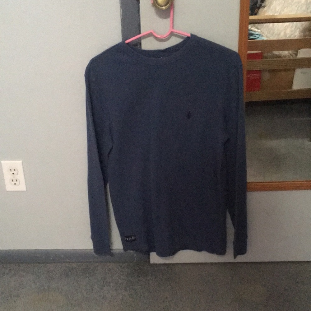 Volcom sweater